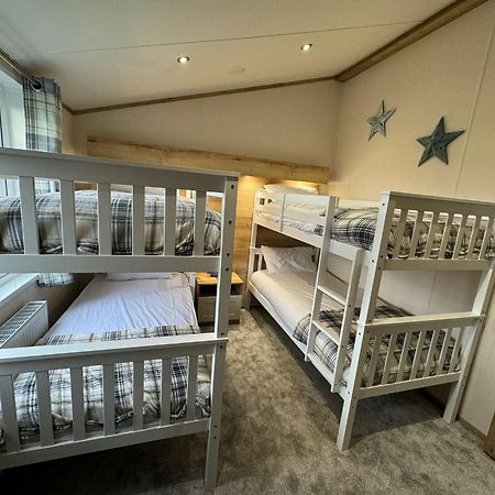 Golden Anchor - The Oakland Lodge - Coastal Caravan Breaks Chapel Saint Leonards Exterior foto