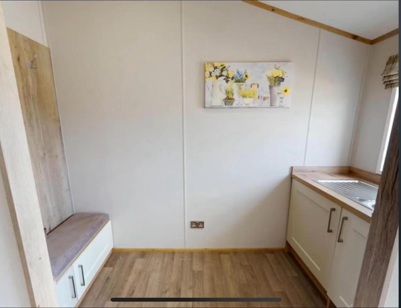 Golden Anchor - The Oakland Lodge - Coastal Caravan Breaks Chapel Saint Leonards Exterior foto